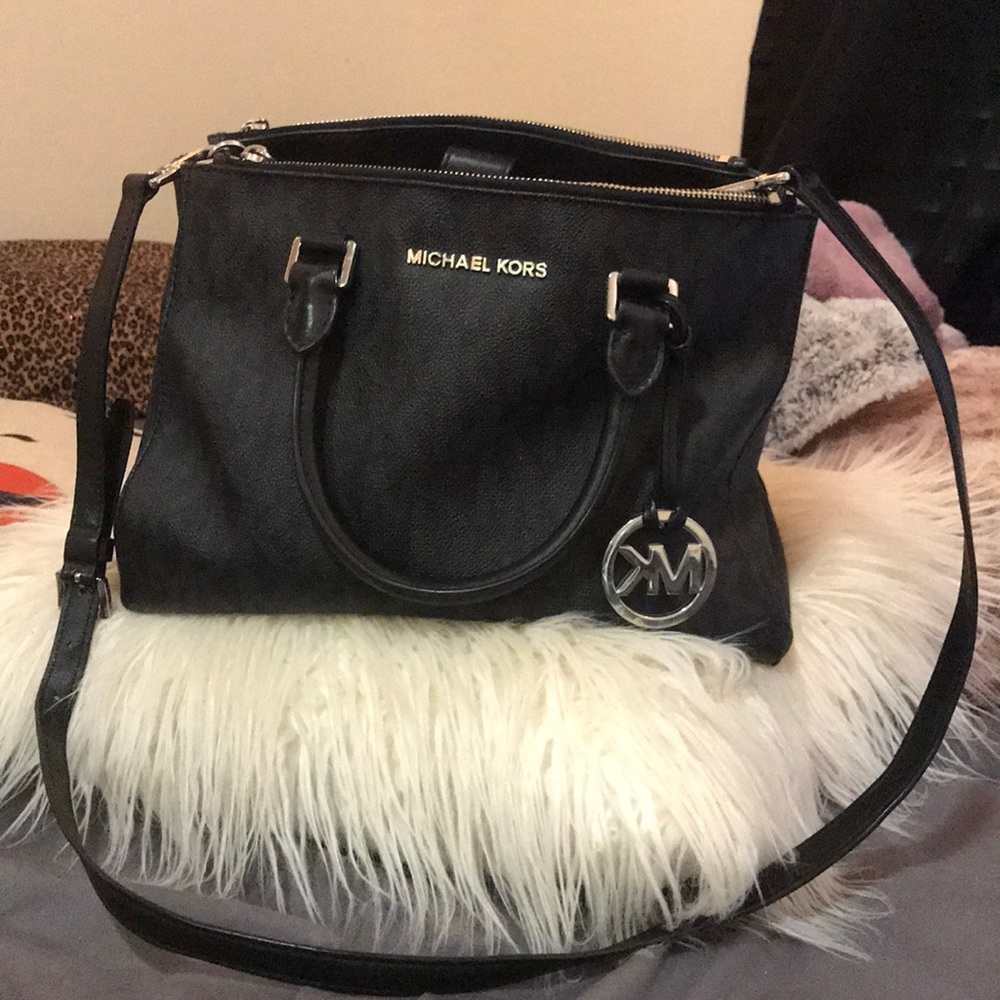 Michael Kors black purse